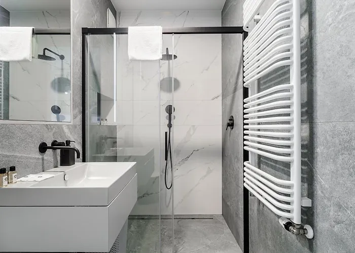 Premium With Free Parking & Balcony Mennica Lejlighed